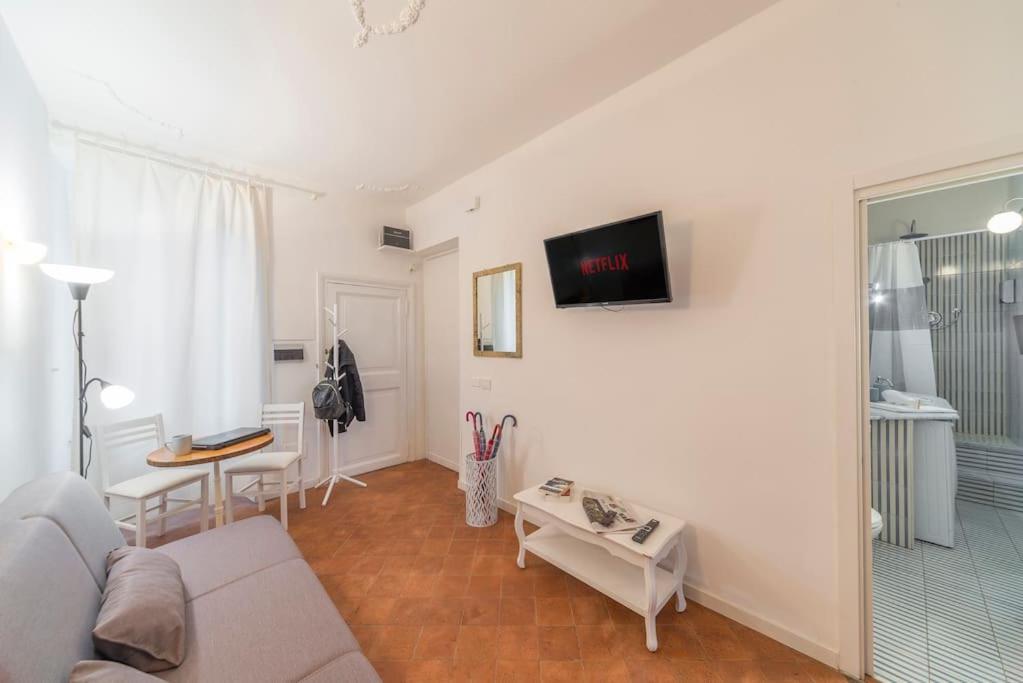 Trevi Domus Avignonesi Apartment โรม ภายนอก รูปภาพ