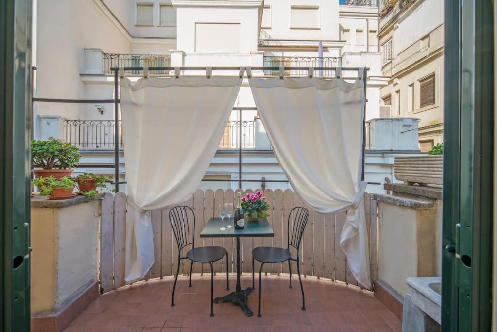 Trevi Domus Avignonesi Apartment โรม ภายนอก รูปภาพ