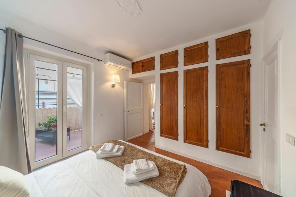 Trevi Domus Avignonesi Apartment โรม ภายนอก รูปภาพ