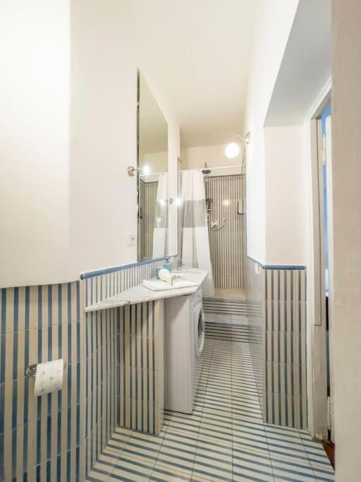 Trevi Domus Avignonesi Apartment โรม ภายนอก รูปภาพ