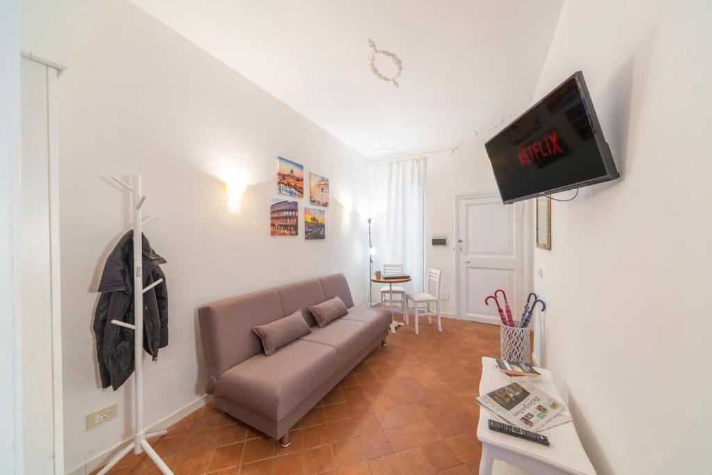 Trevi Domus Avignonesi Apartment โรม ภายนอก รูปภาพ