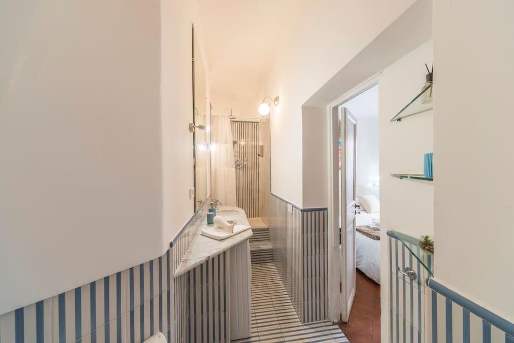 Trevi Domus Avignonesi Apartment โรม ภายนอก รูปภาพ